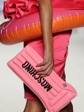 Materasso gonfiabile SS23 MOSCHINO Couture Jeremy Scott pelle verniciata rosa pochette