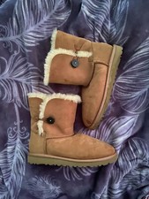 UGG Australia Womens Bailey