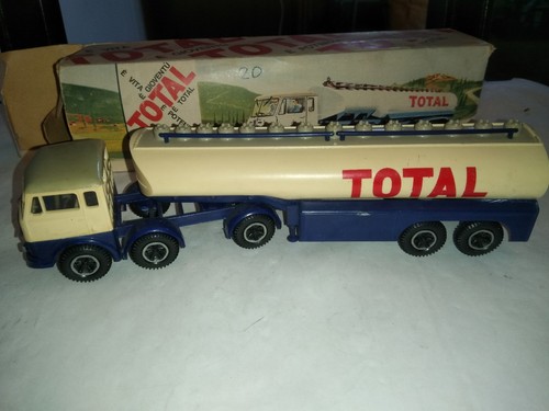 Fiat 690 camion - , cisterna