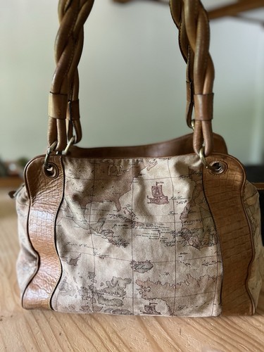 Alviero martini 1st class bag - class,