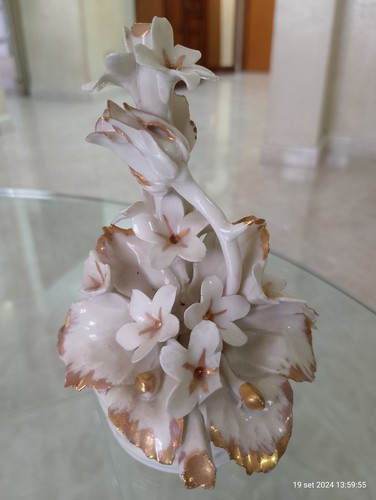 Soprammobile ceramica cestino