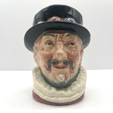 Royal Doulton Beefeater Brocca