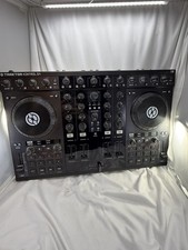 Native Instruments Traktor Kontrol S4 Controller per DJ 