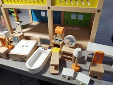 CASETTA IN LEGNO delle bambole