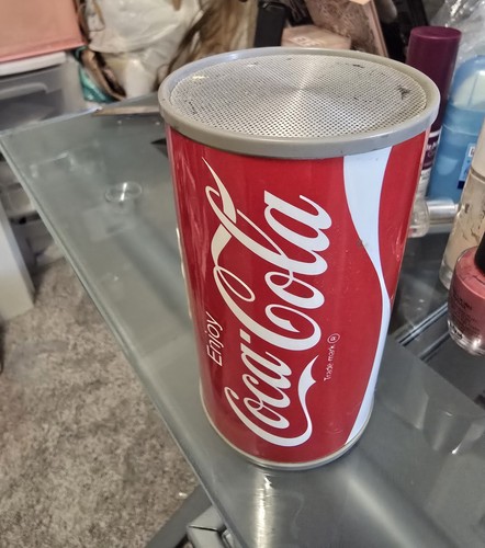 Lattina coca cola - cola, radio
