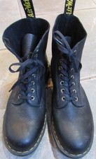 Dr. Martens AW004 Pascal
