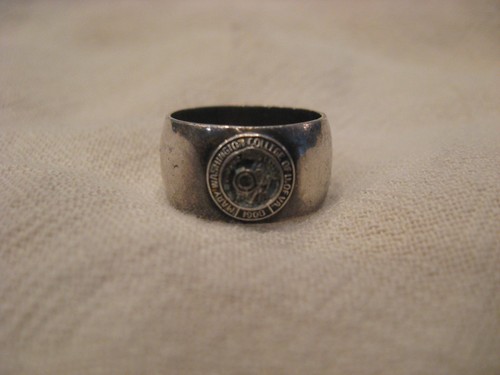 Anello college vintage 1908