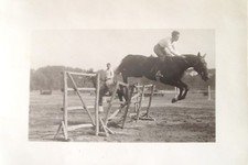 § FOTOGRAFIA - VILLA BORGHESE, ROMA  - SALTO A CAVALLO