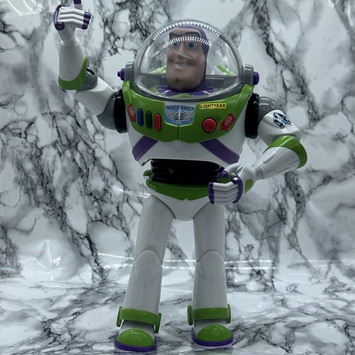 Disney store buzz lightyear - store,