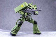 Bandai MG 1/100 Zaku II Type J