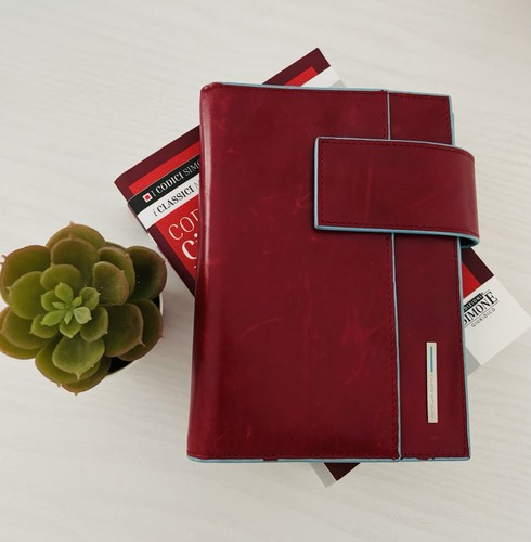 Piquadro agenda organizer