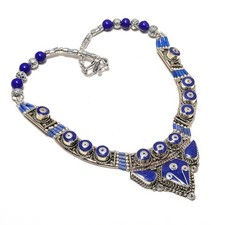 Collana con pietre preziose