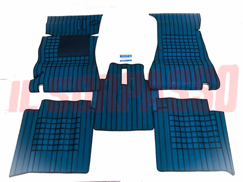 Sopra tappeti gomma blu con - gomma,