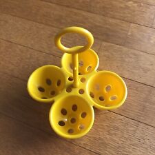 Portauova Vintage In Plastica Gialla Modernariato per 4 uova