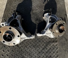Mozzi Ruota Anteriore Audi RS3 2.5 TFSI 8 V 400 CV Senza Cuscinetti