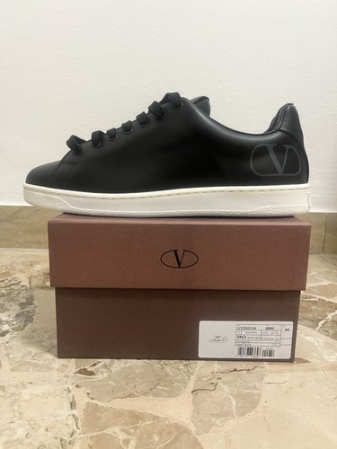 Valentino garavani sneakers - valentino,
