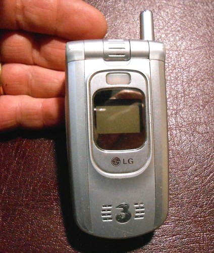 Cellulare vintage - lg, 3