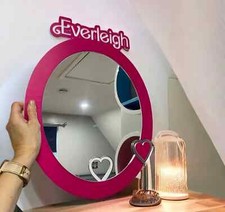 Specchio Barbie, specchio