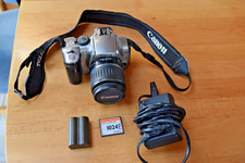 Canon 300D con obiettivo Canon