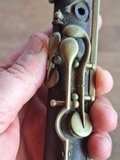 Antico strumento in legno tipo