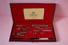 SET ATTREZZI DA DISEGNO