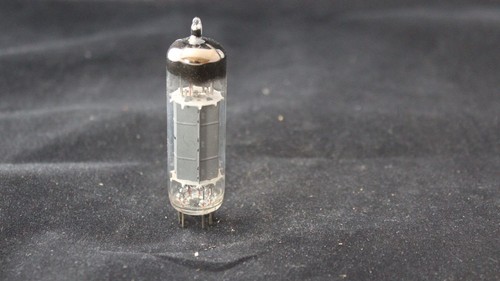 Vintage mullard el84 - 6bq5, tube