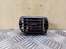 TOYOTA YARIS VERSO P2 Griglia