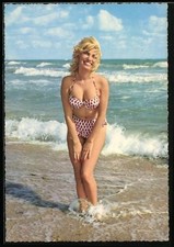 Cartolina Pin-Up in bikini a