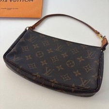 Pochette Louis Vuitton