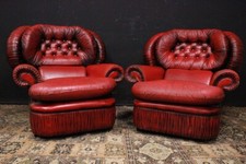 Coppia poltrone Chesterfield /
