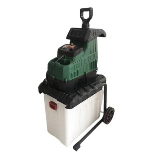 Piccolo trituratore foglie - , e
