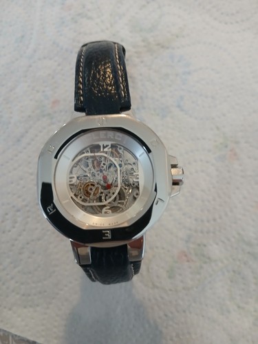 Clerc icon8 skeleton i8 - i8, sk