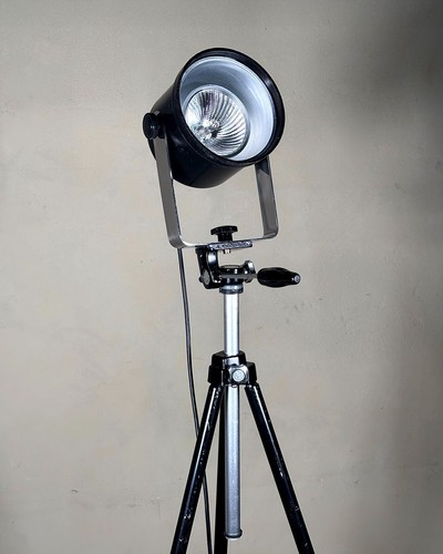 Lampada treppiede vintage