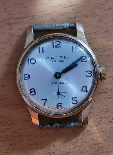Orologio arten rubis - orologio,