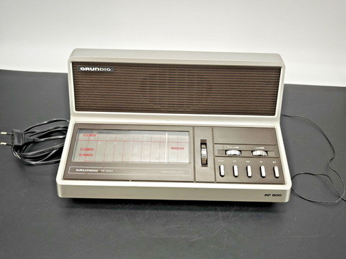Vecchia radio retrò grundig - retrò,