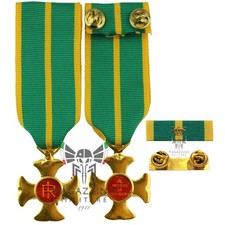 Medaglia e o nastrino Croce
