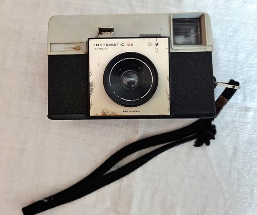 Kodak instamatic camera - kodak,