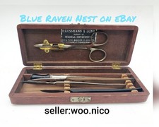 Antico set bisturi medico
