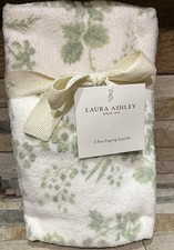 Laura Ashley FINGERTIP TOWEL
