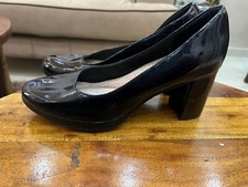 Scarpa elegante Clarks Pump