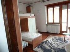 Cameretta ragazzi bambini, ottimo stato, verde acqua, 3 letti con materassi