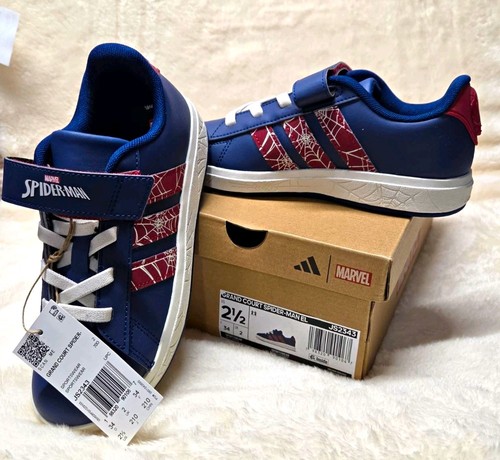 Nuove scarpe ginnastica - da,