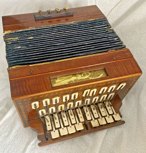 Antica fisarmonica