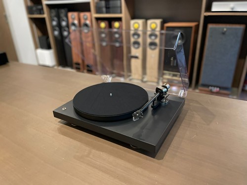 Pro ject debut - pro-ject, black