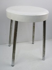 Sgabello Vintage in plastica