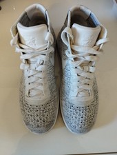 Nike Air Force 1 Flyknit Mid White/Grey – EU 40 (US 8.5)