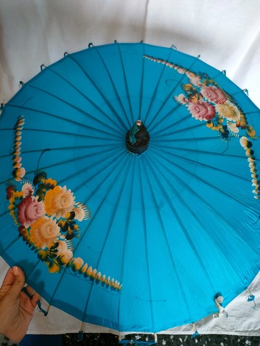 Ombrello orientale vintage