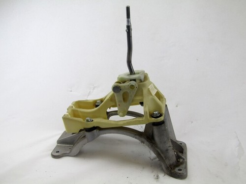 43700 1f100 leva cambio - leva,