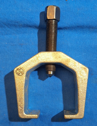 Pitman arm puller - , pressure