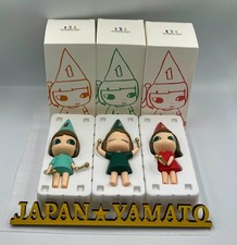 Set 3 Figurine Yoshitomo Nara Drumming Girl 123 Limited MOMA usate con scatola rare